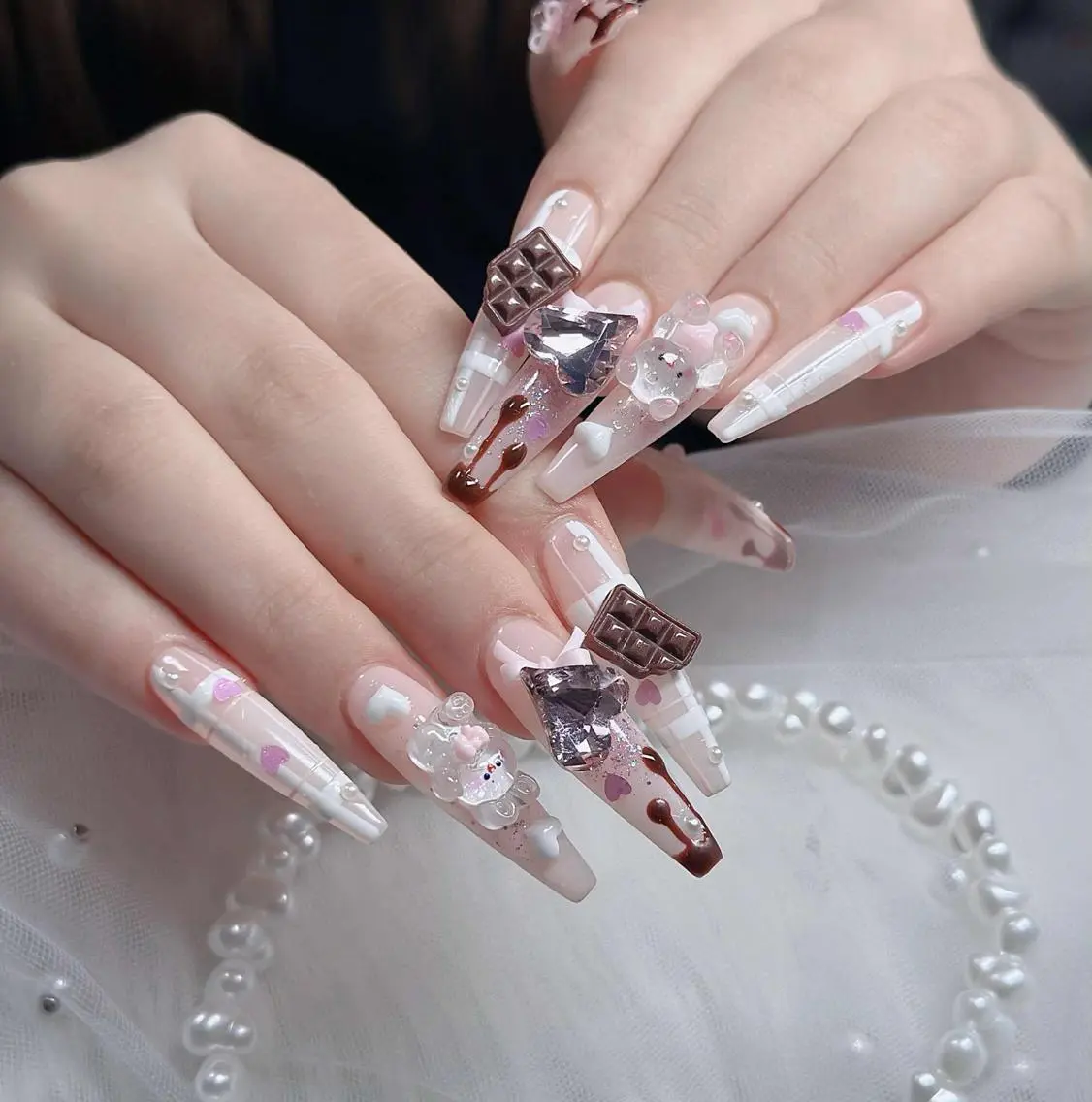 ネイル フレンチネイル ジェルネイル ハロウィン 韓国ネイル マグネットネイル ハンドネイル H.baby Nail Salonのネイルデザイン