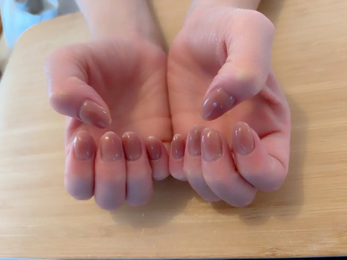 ネイル チークネイル komohana salon🌺のネイルデザイン