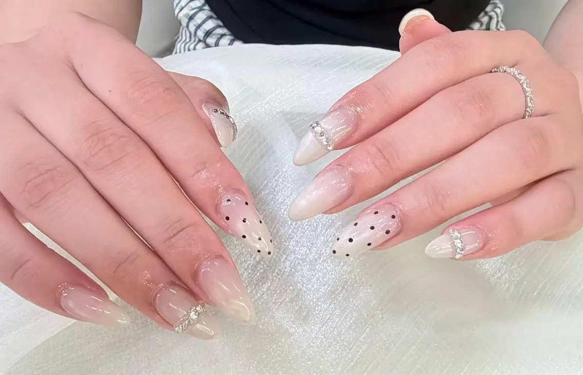 ネイル Romine ネイル&マツゲのマツエク・マツパデザイン