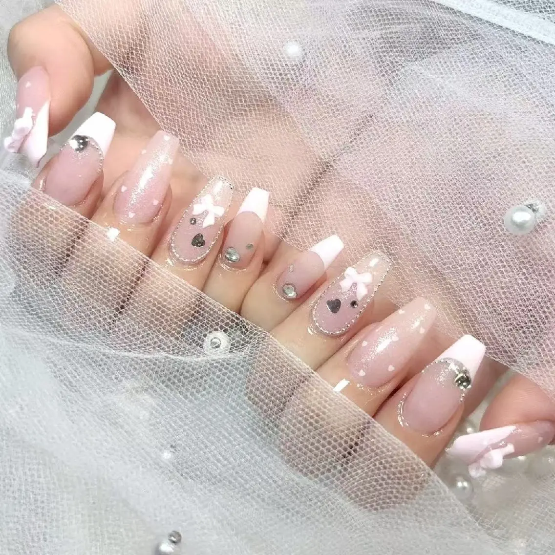 ネイル アートネイル 長さ出し フラッシュネイル フレンチネイル ジェルネイル io nail 心斎橋店⚜️のネイルデザイン