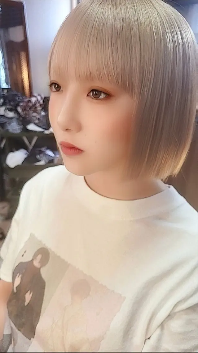 ショート ヘアカラー 足利・朝9～夜10迄 シニストラ原宿表参道のヘアスタイル