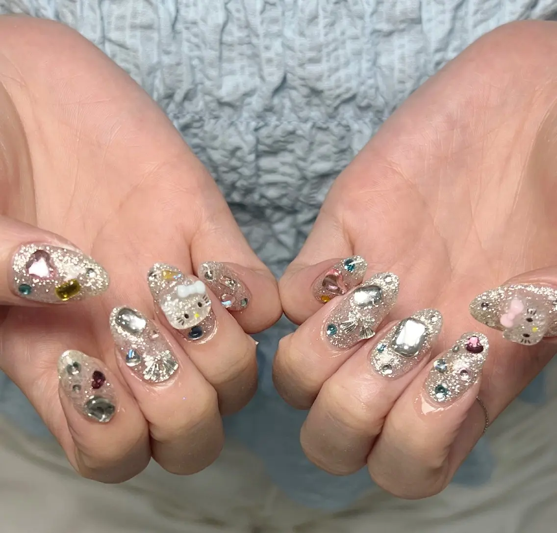 ネイル キラキラネイル 持ち込み ハンドネイル UM Nail Salonのネイルデザイン