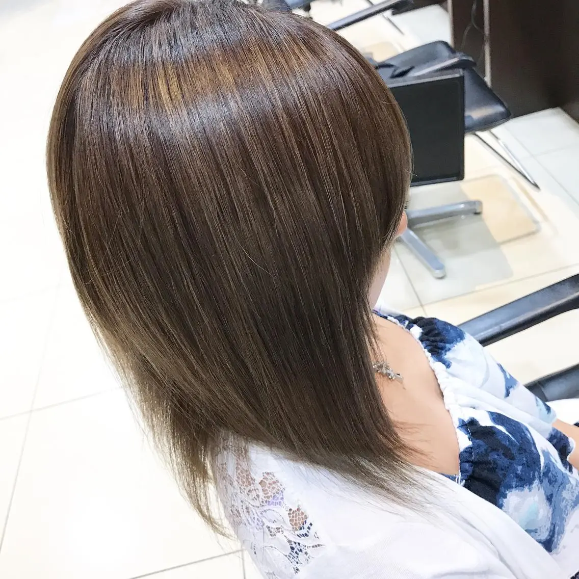カラー アッシュ ハイライトカラー ミルクティーアッシュ 大久保 隆蔵のヘアスタイル