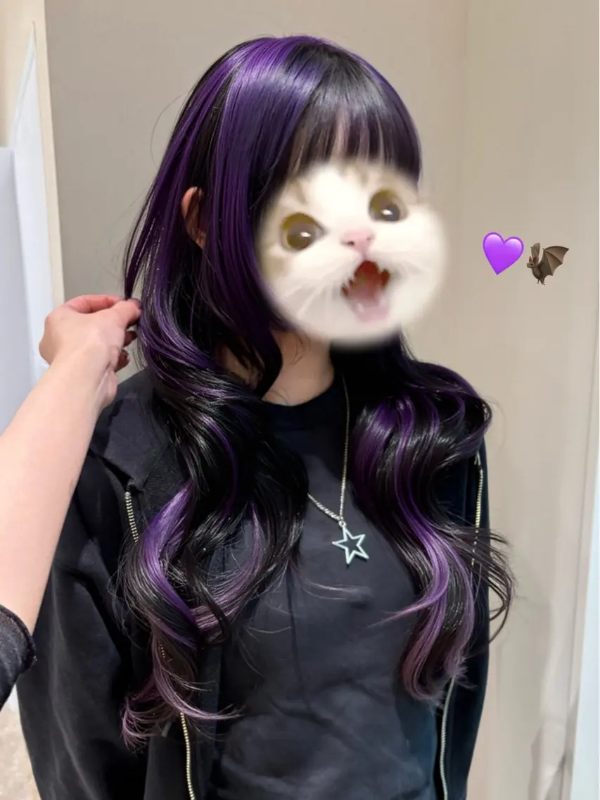 ロング カラー デザインカラー インナーカラー パープルカラー ヘアカラー 小顔レイヤー/ 渋谷/KANAのヘアスタイル