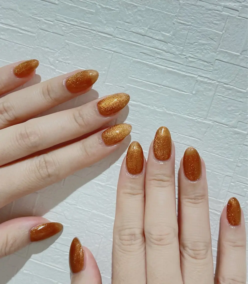 ネイル オーロラネイル 長さ出し フットネイル 韓国ネイル ラメ(グリッター) ハンドネイル 👍thumbs up nail👍のネイルデザイン
