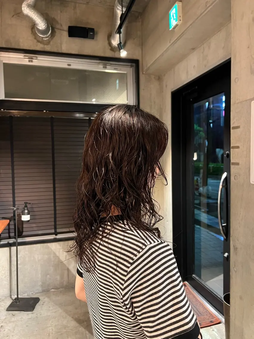 セミロング パーマ セミロングパーマ AmiLi HONOKAのヘアスタイル