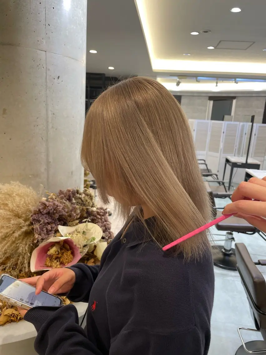 ロング ヘアカラー トリートメント ♡似合わせ ♡ハイトーン♡のヘアスタイル