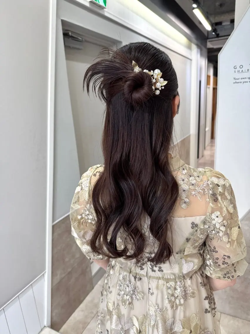 ヘアアレンジ 三輪 恭平のヘアスタイル