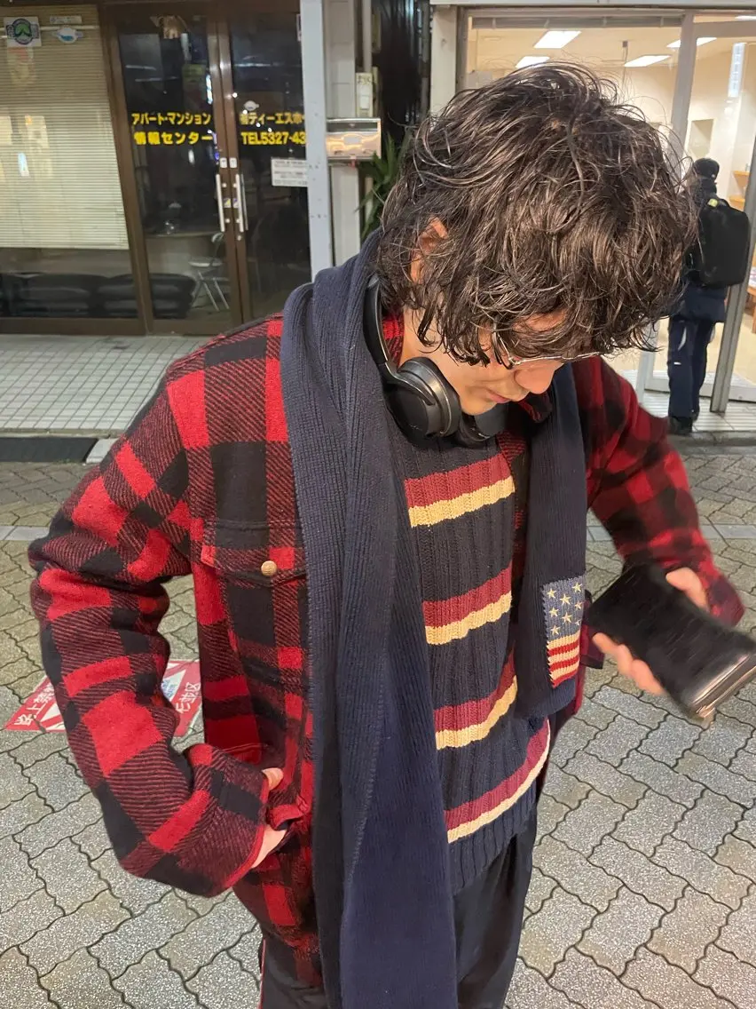 ショート くせ毛 ウルフカット カット トリートメント ズミ🦖髪質改善 艶ボブ/ハイトーンのヘアスタイル