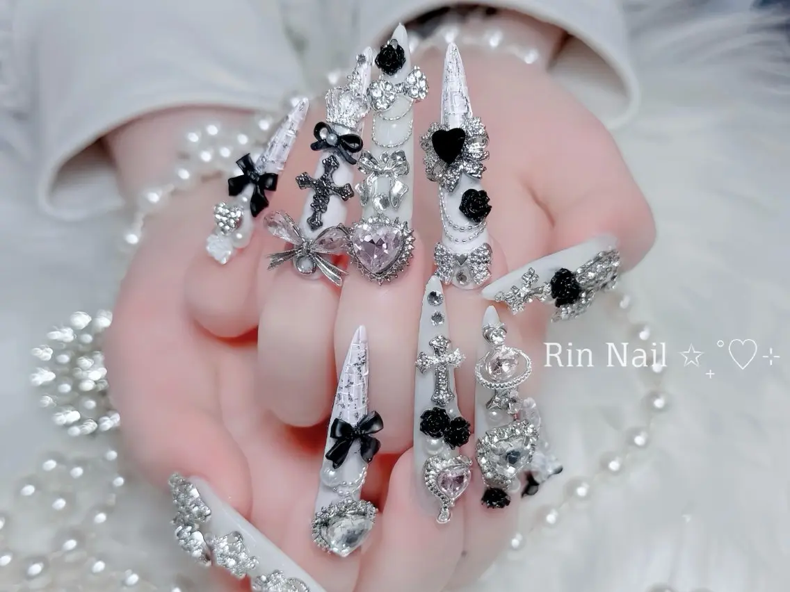 ネイル ブルー ジェルネイル ガーリー グラデーション グリーン ハンドネイル Rin Nail 新大久保店のネイルデザイン