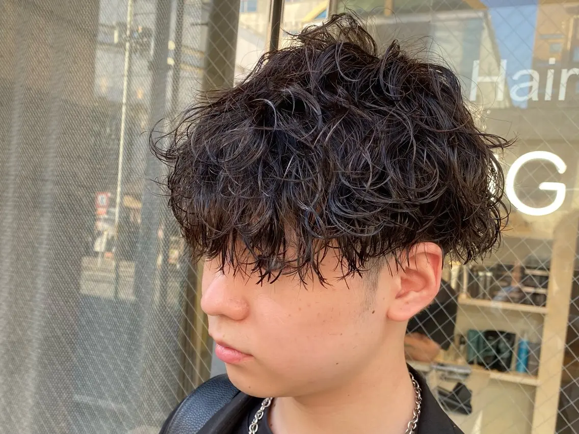 ミディアム パーマ メンズ 茶屋町メンズサロン 小野湧翔のヘアスタイル