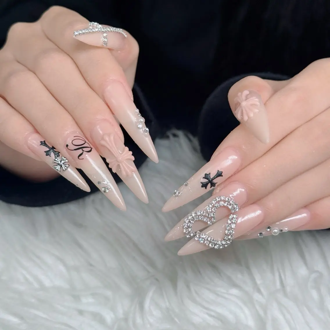 ネイル フットネイル フレンチネイル グラデーション 韓国ネイル ロングネイル ハンドネイル Hani Nail Salonのネイルデザイン