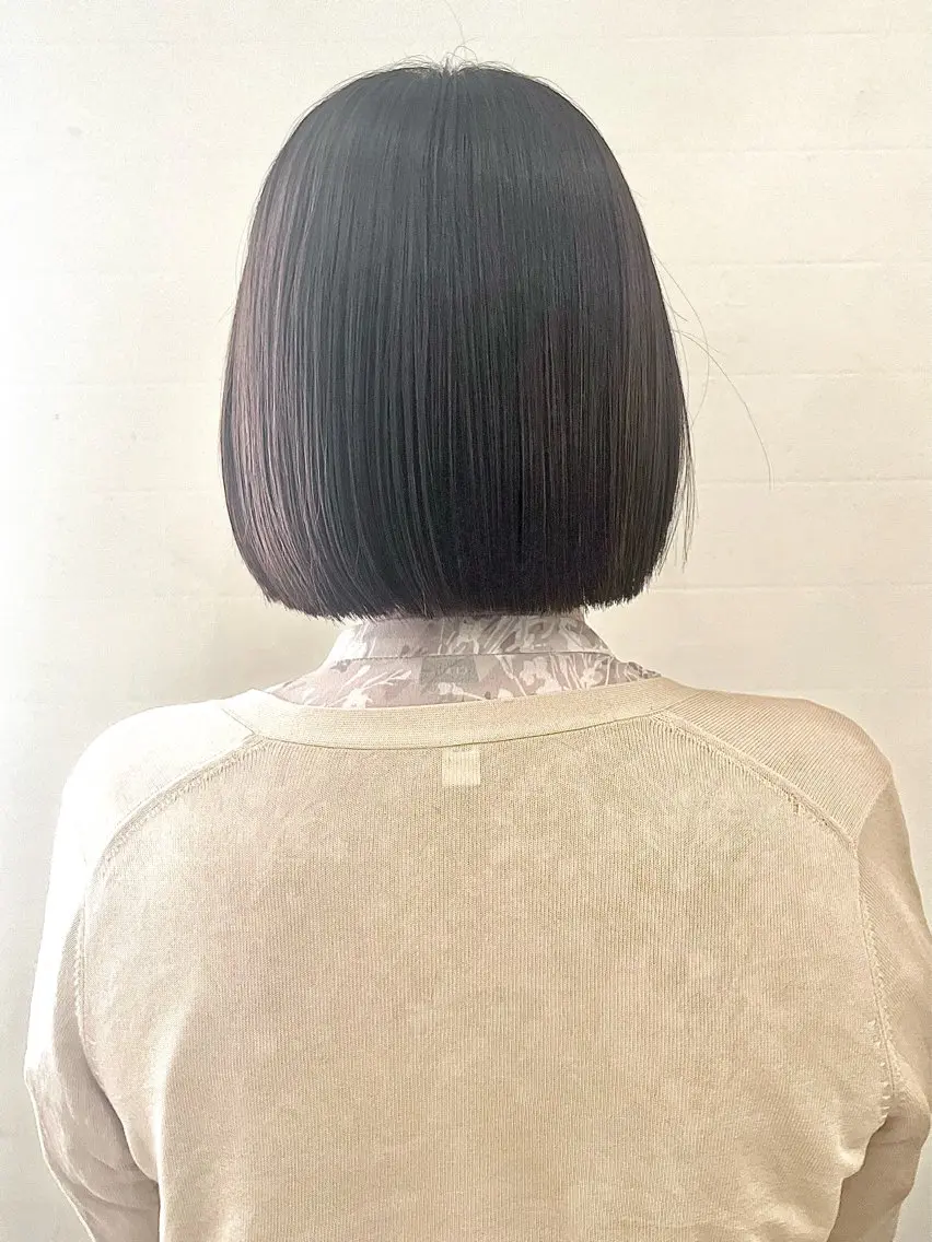 ミディアム 宇佐美/ボブ／ 顔まわりレイヤーのヘアスタイル