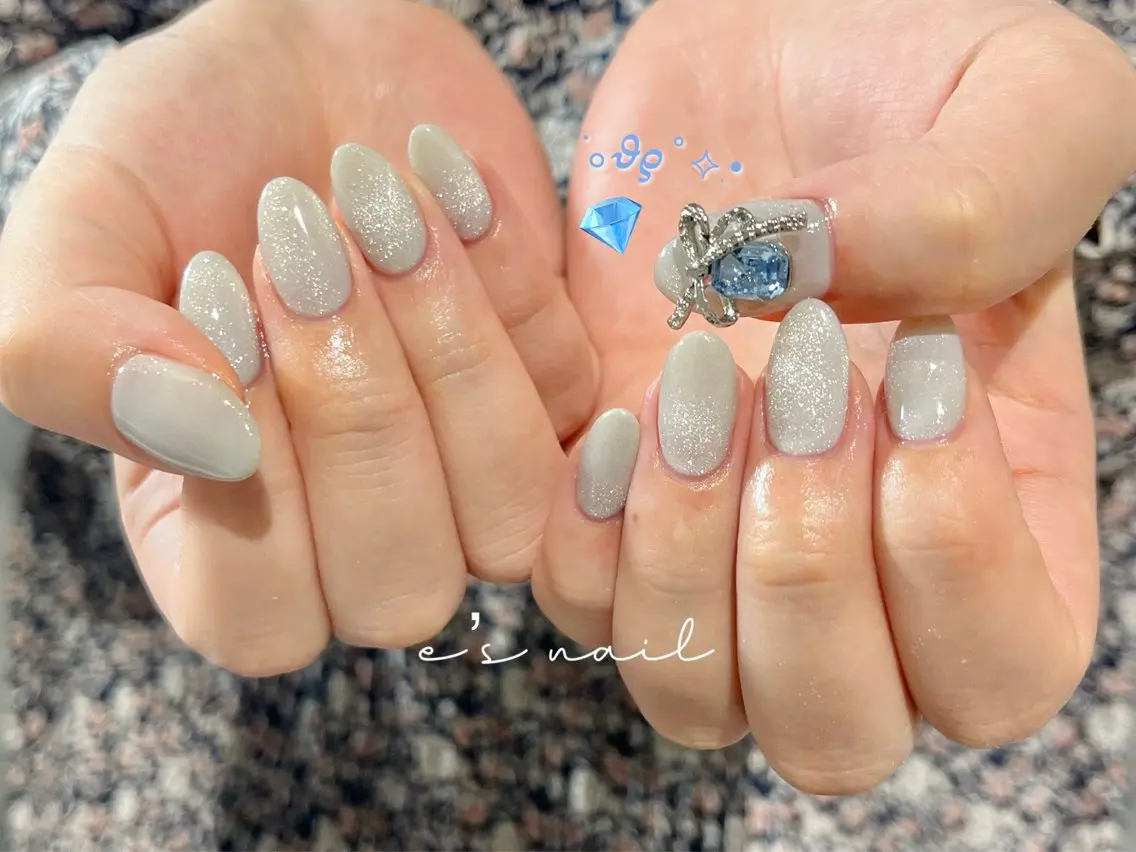 ネイル ハンドネイル ハンドケア e’s nail Lumièreのネイルデザイン