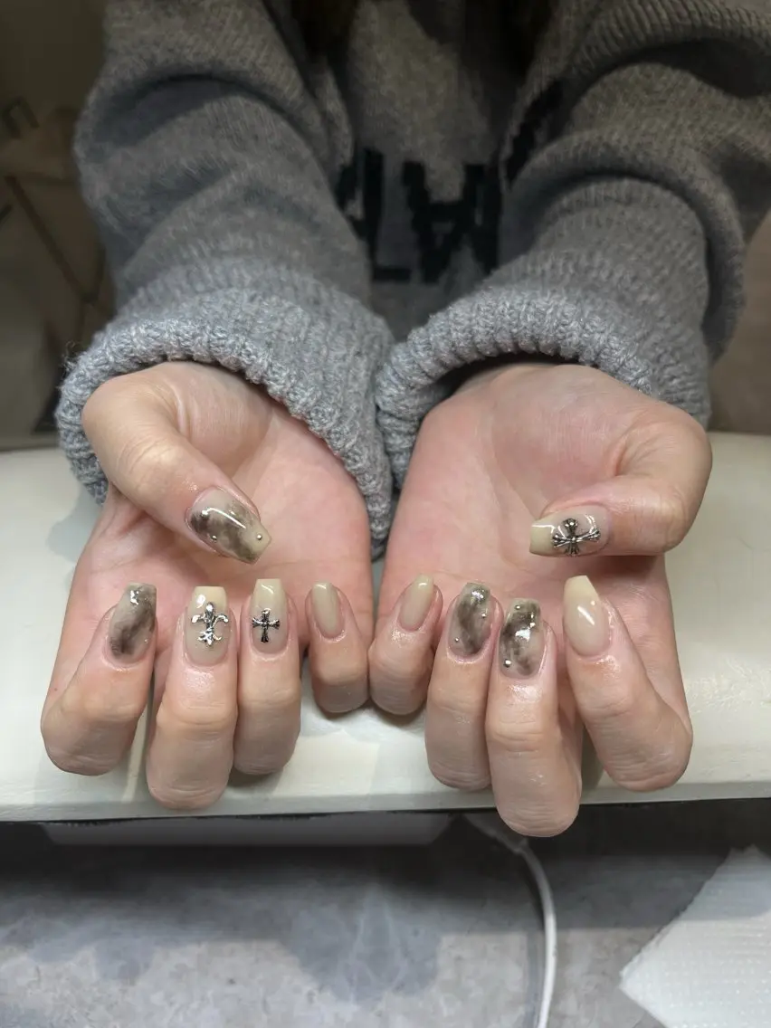 ネイル ハンドネイル IROHA nail Ami🐊🎀のネイルデザイン