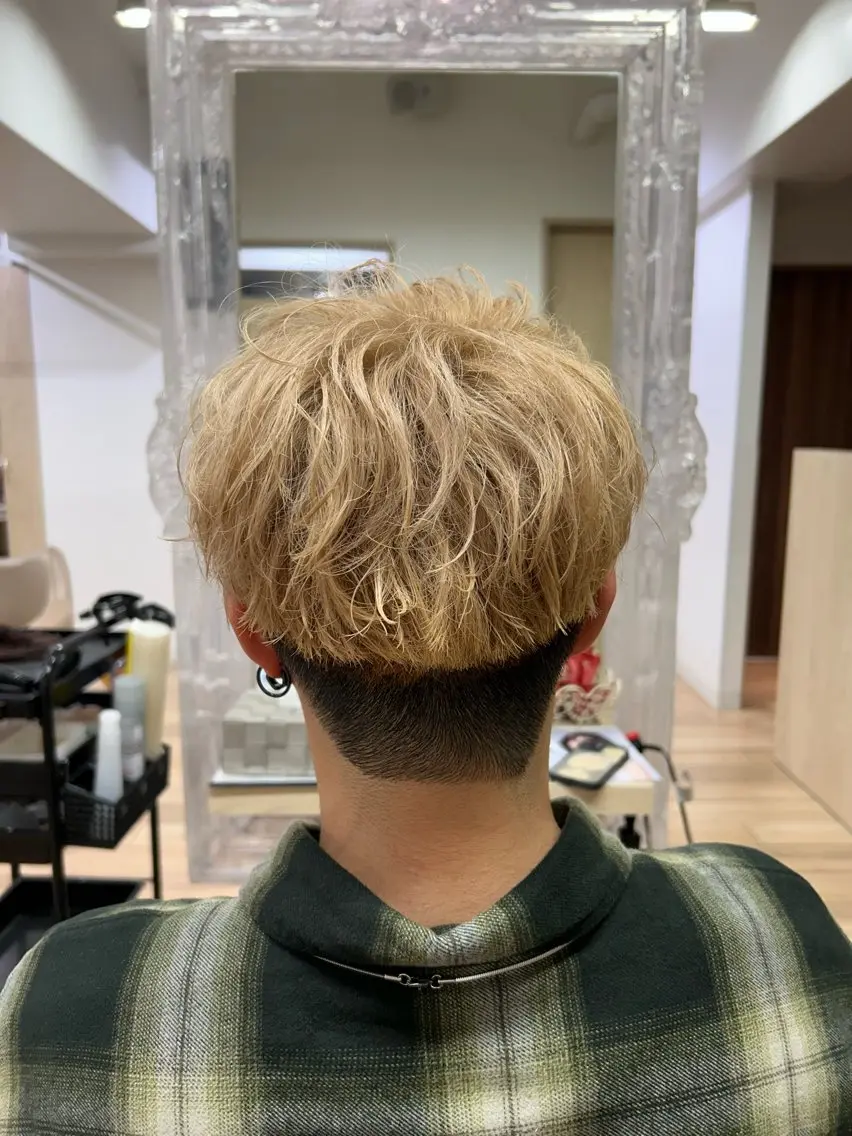 カラー メンズ カット ヘアカラー トリートメント 渡辺 大輝 メンズパーマのヘアスタイル