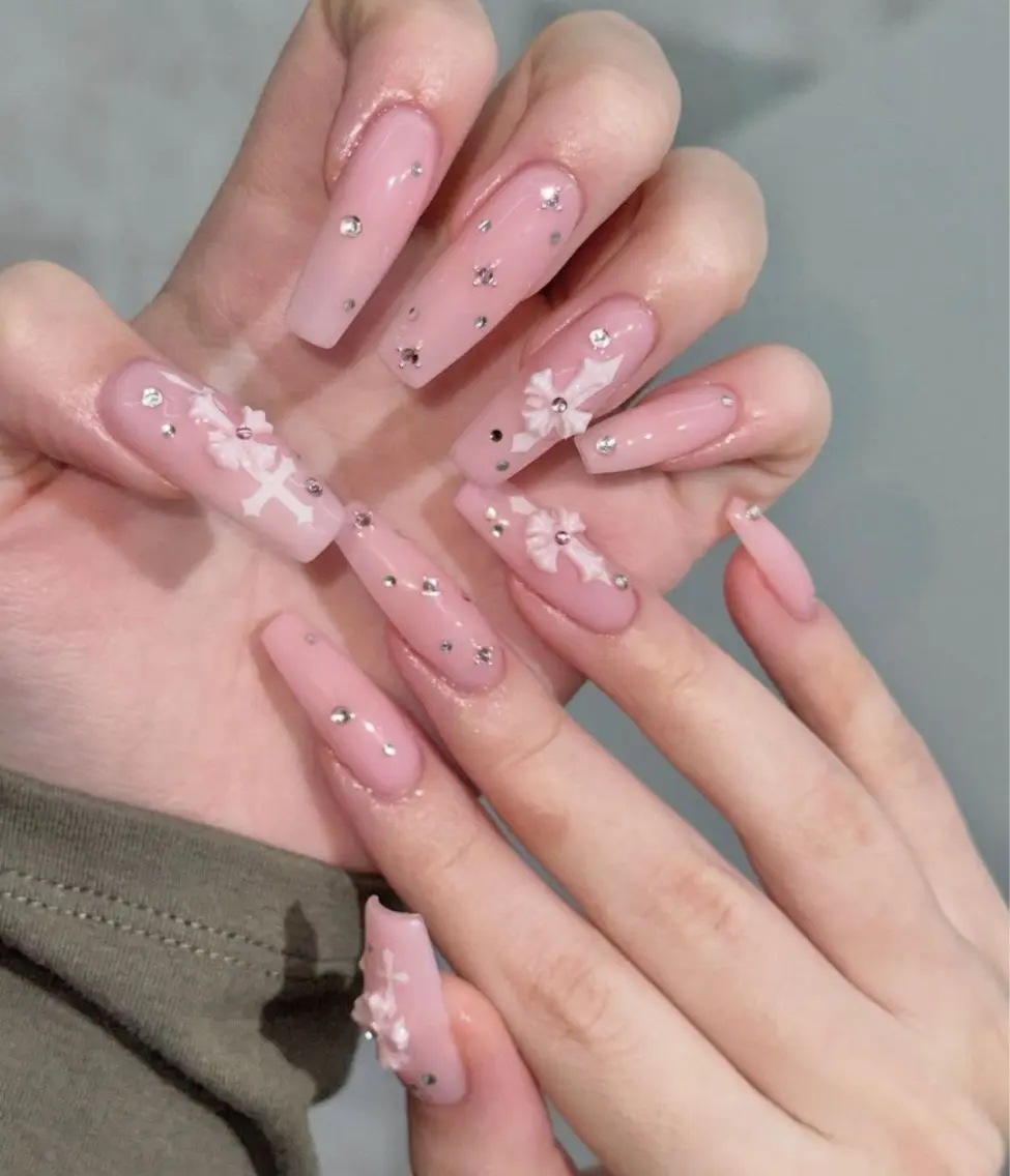 ネイル アートネイル 長さ出し ジェルネイル 韓国ネイル マグネットネイル ハンドネイル Cloudy Chan Nailのネイルデザイン