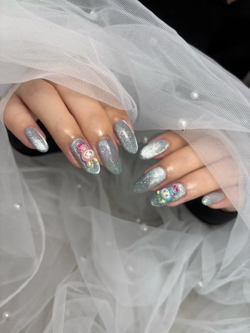 ネイル フラッシュネイル フラッシュマグ マグネットネイル Nailsalon Vetiurのネイルデザイン