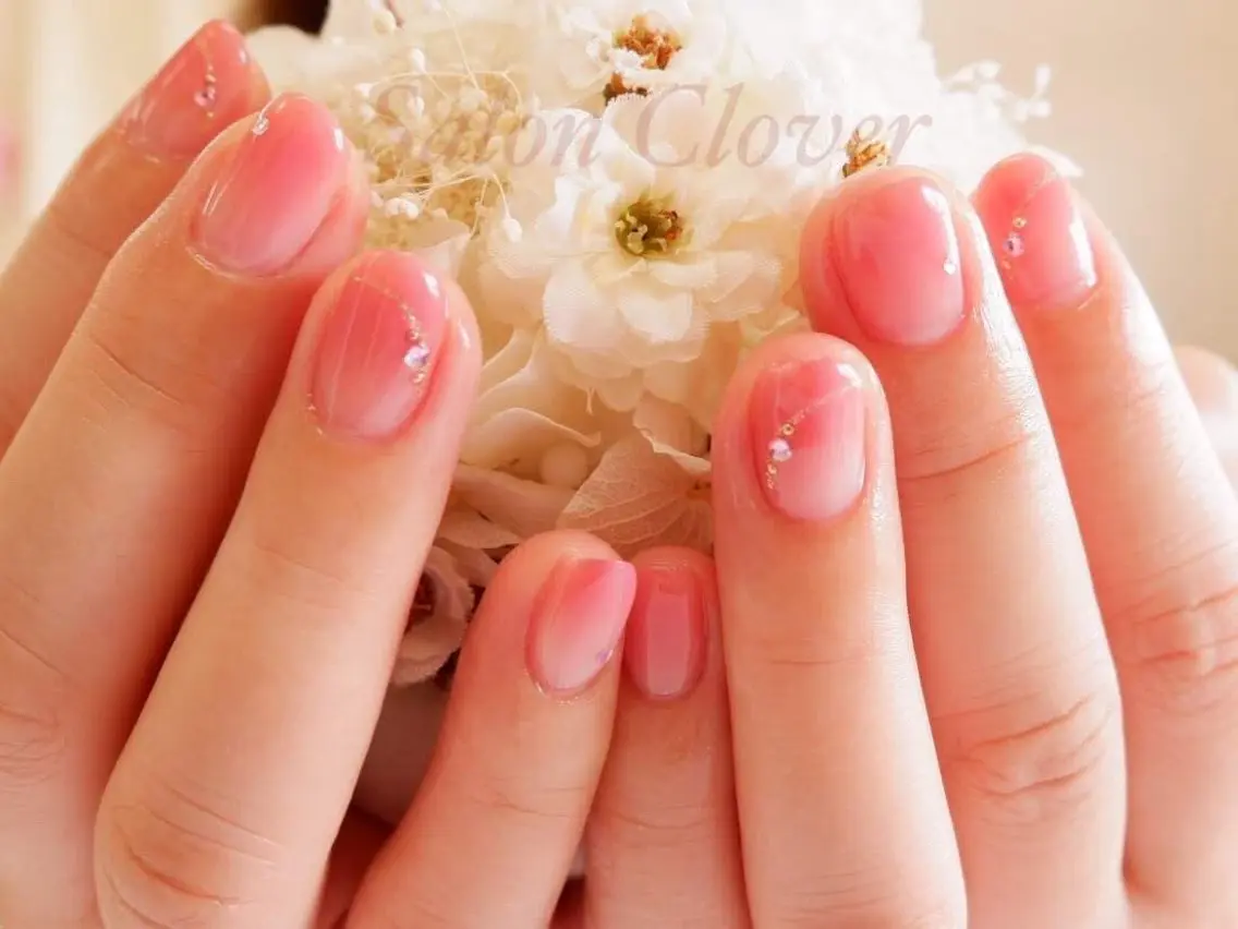 ネイル グラデーション Salon Cloverのネイルデザイン