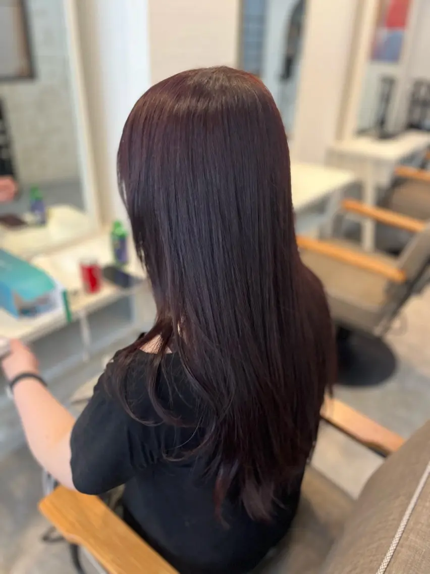 ロング カラー レッドカラー レイヤーカット ヘアカラー diva REMIのヘアスタイル