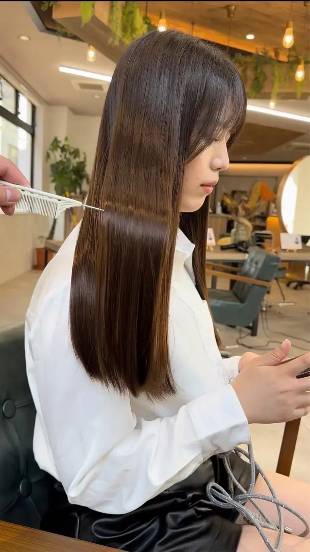ロング 縮毛矯正 透明感/レイヤー /ダブルカラー🪽のヘアスタイル