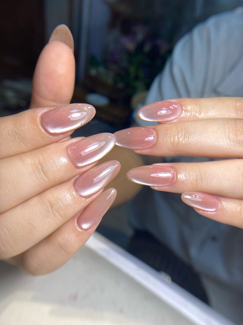 【チップ長さだし】🌸マグネット+ストーン10個つけの写真
