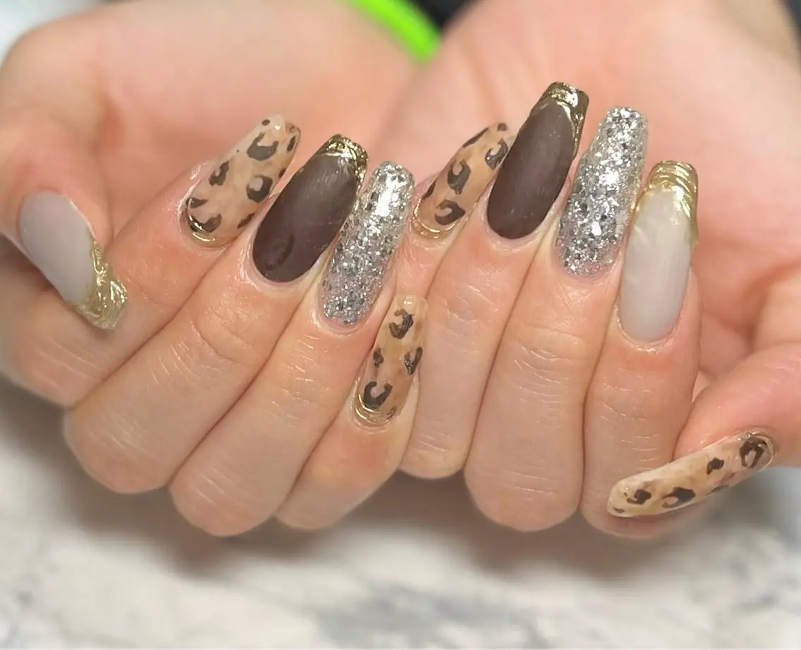 ネイル アニマル柄 フットネイル ニュアンスネイル シンプルネイル 春ネイル nail fufla ♡yamane♡のネイルデザイン