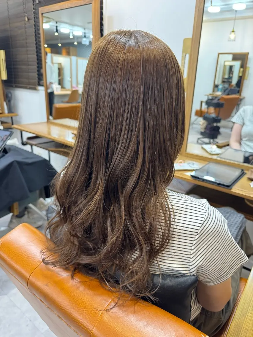 ロング カット トリートメント ヘアセット ume .のヘアスタイル