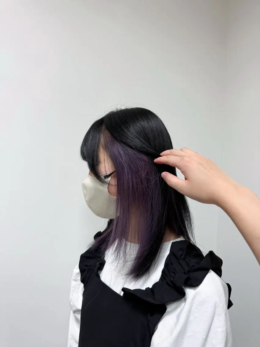 カラー ブリーチ ブロンド インナーカラー 池田 菜々美のヘアスタイル