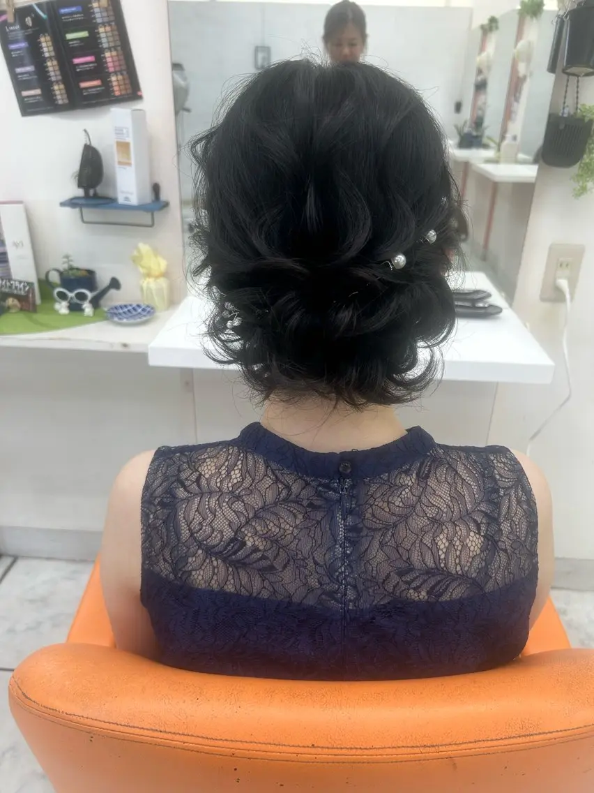 ヘアアレンジ 仲程 亜矢女のヘアスタイル