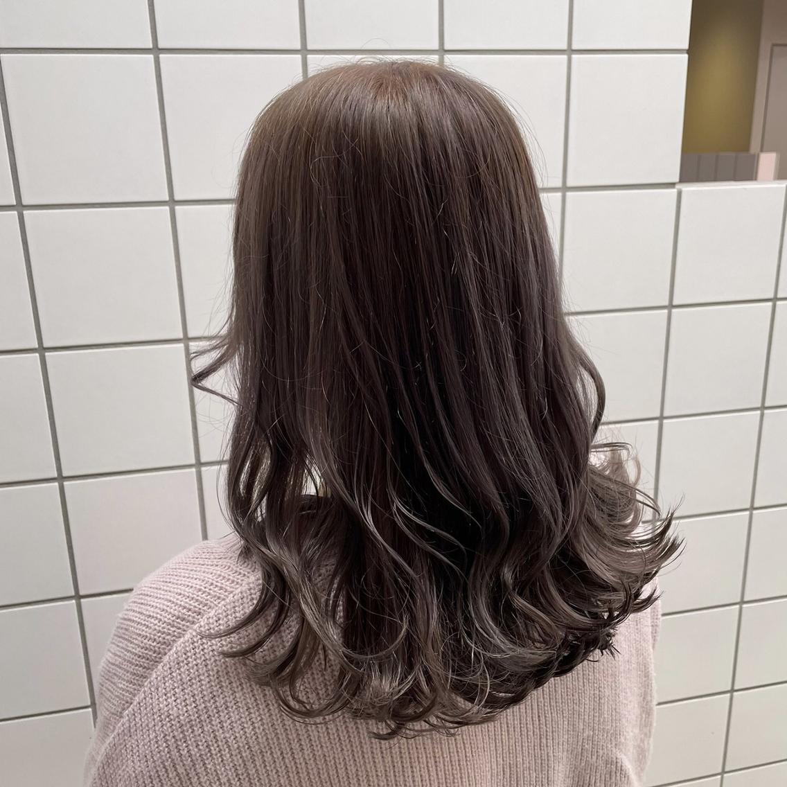 カラー 中×韓mix🥀秋色 ワンホンヘア🤍のヘアスタイル