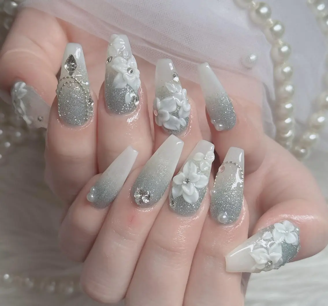 ネイル フレンチネイル ジェルネイル ハロウィン 韓国ネイル マグネットネイル ハンドネイル Hbaby nailのネイルデザイン