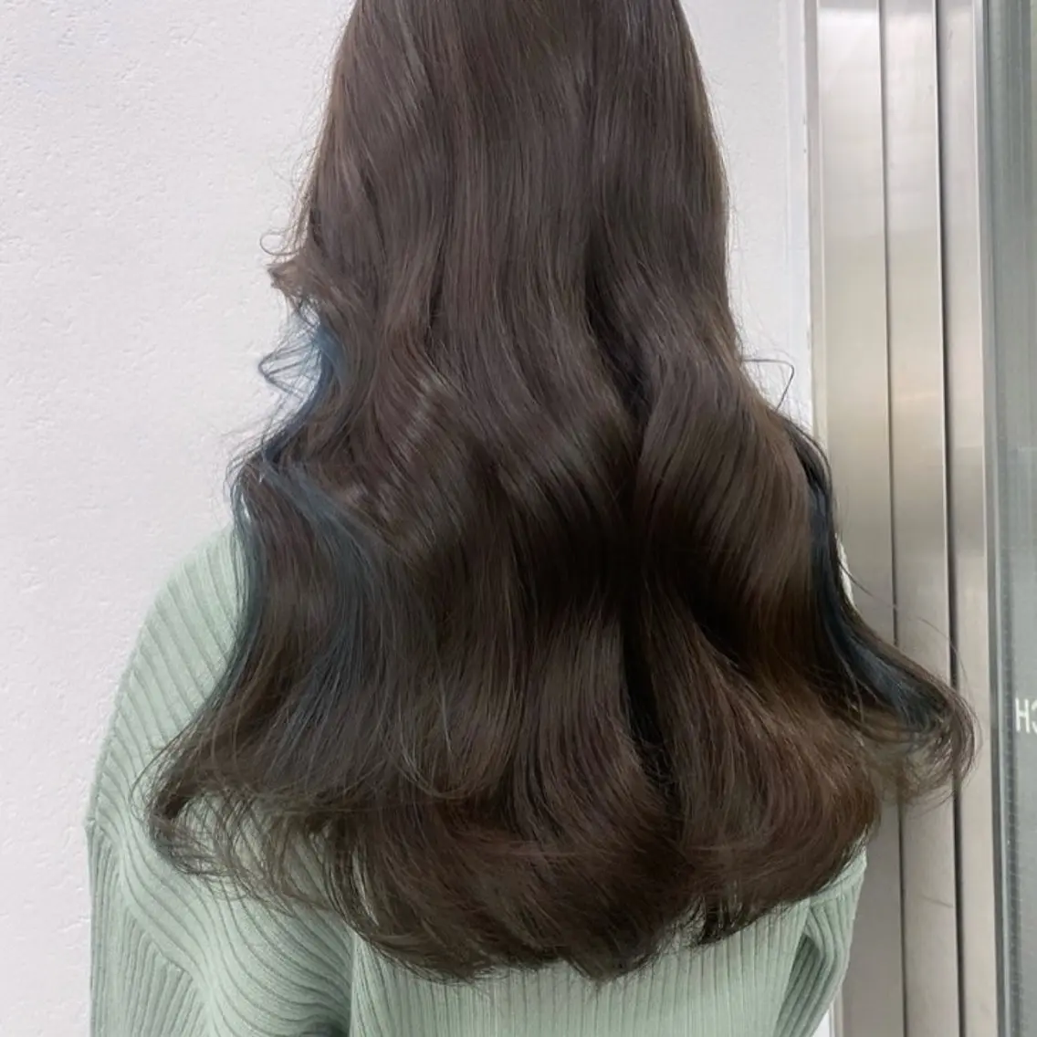 ロング カラー アッシュ ベージュカラー 黒髪 ブルーカラー ブルーブラック ヘアカラー トリートメント 艶感/韓国風 🤍moeka🤍のヘアスタイル