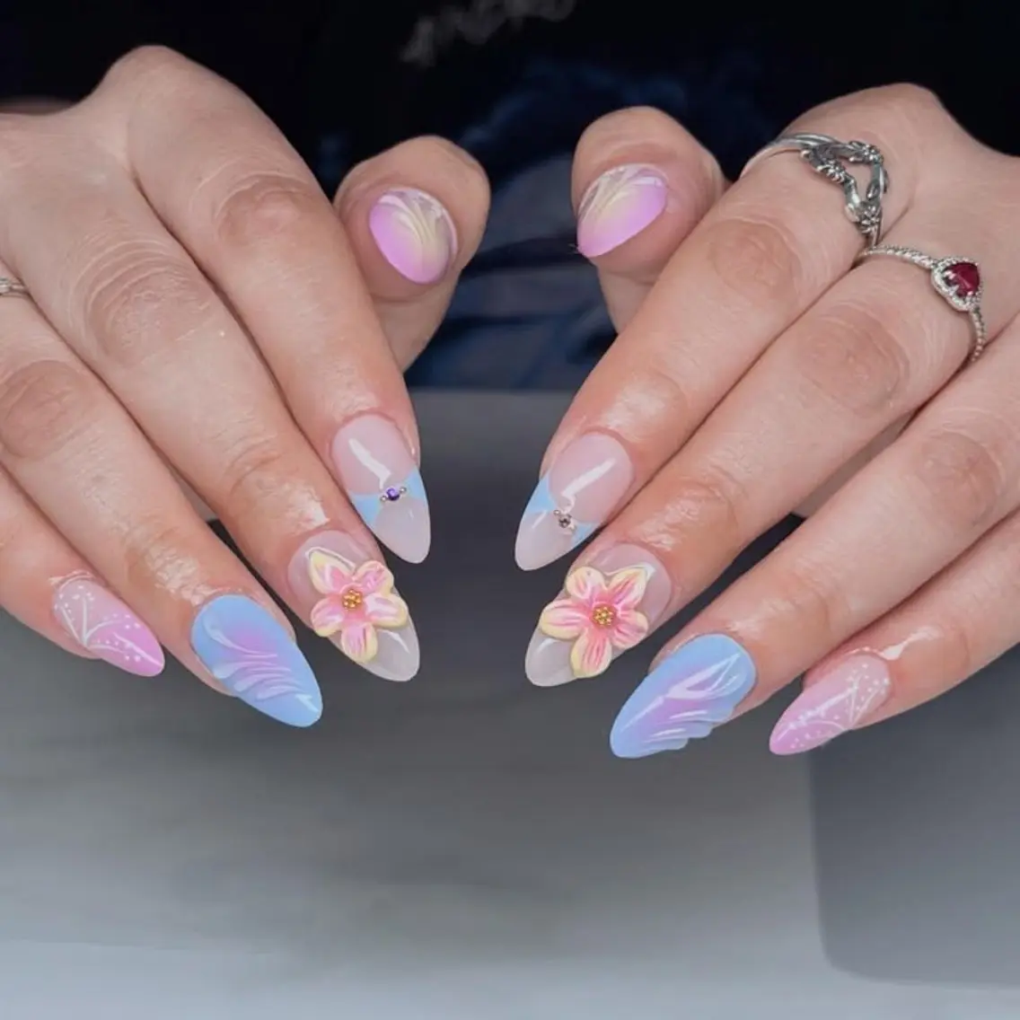 ネイル アートネイル ジェルネイル 韓国ネイル ニュアンスネイル 夏ネイル ハンドネイル Umee Nailのネイルデザイン