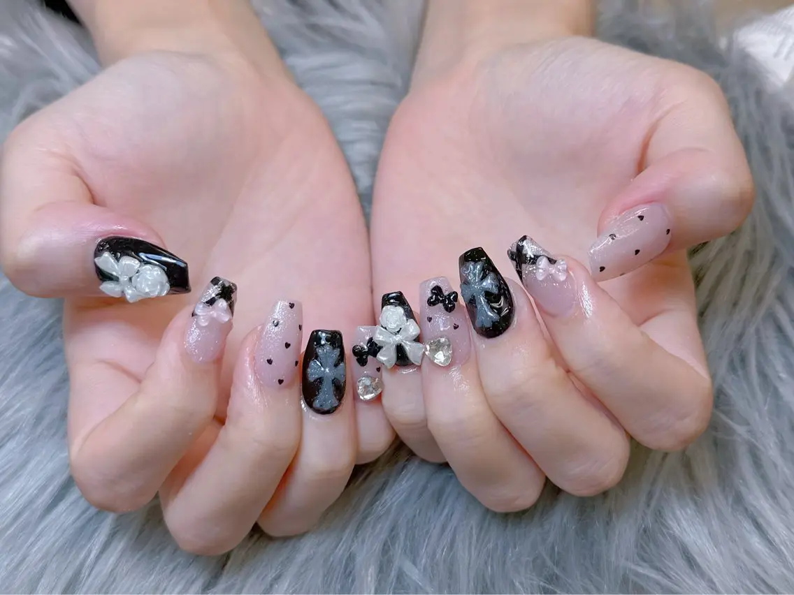 ネイル ハンドネイル ハンドケア Anh Nail 歌舞伎町のネイルデザイン