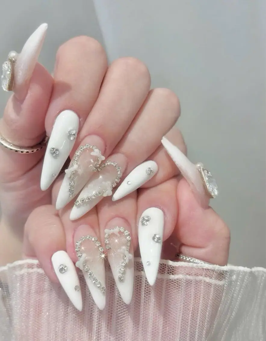 ネイル キラキラネイル マグネットネイル ミラーネイル ニュアンスネイル 春ネイル MeiMei Nail モデル募集のネイルデザイン