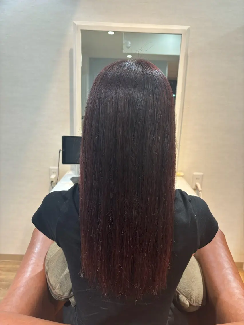 ロング カラー レッドカラー Circus 石原愛里のヘアスタイル