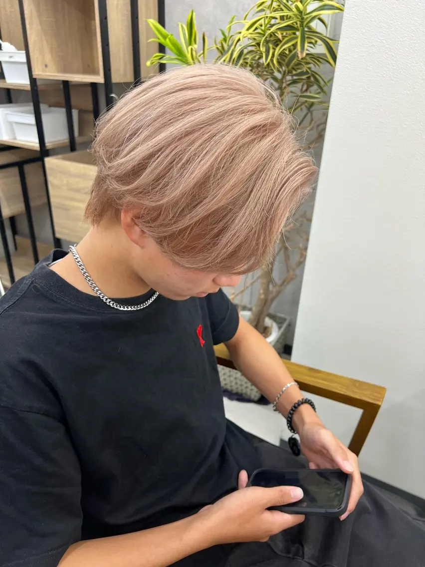 カラー ベージュカラー ミルクティーベージュ ホワイトミルクティーベージュ ALEAP himekaのヘアスタイル