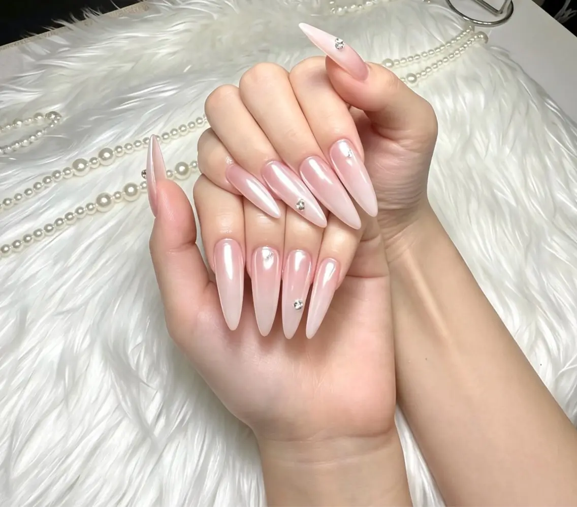 ネイル ジェルネイル 韓国ネイル シンプルネイル 夏ネイル ワンホンネイル ハンドネイル ハンドケア NEM nailstudioのネイルデザイン
