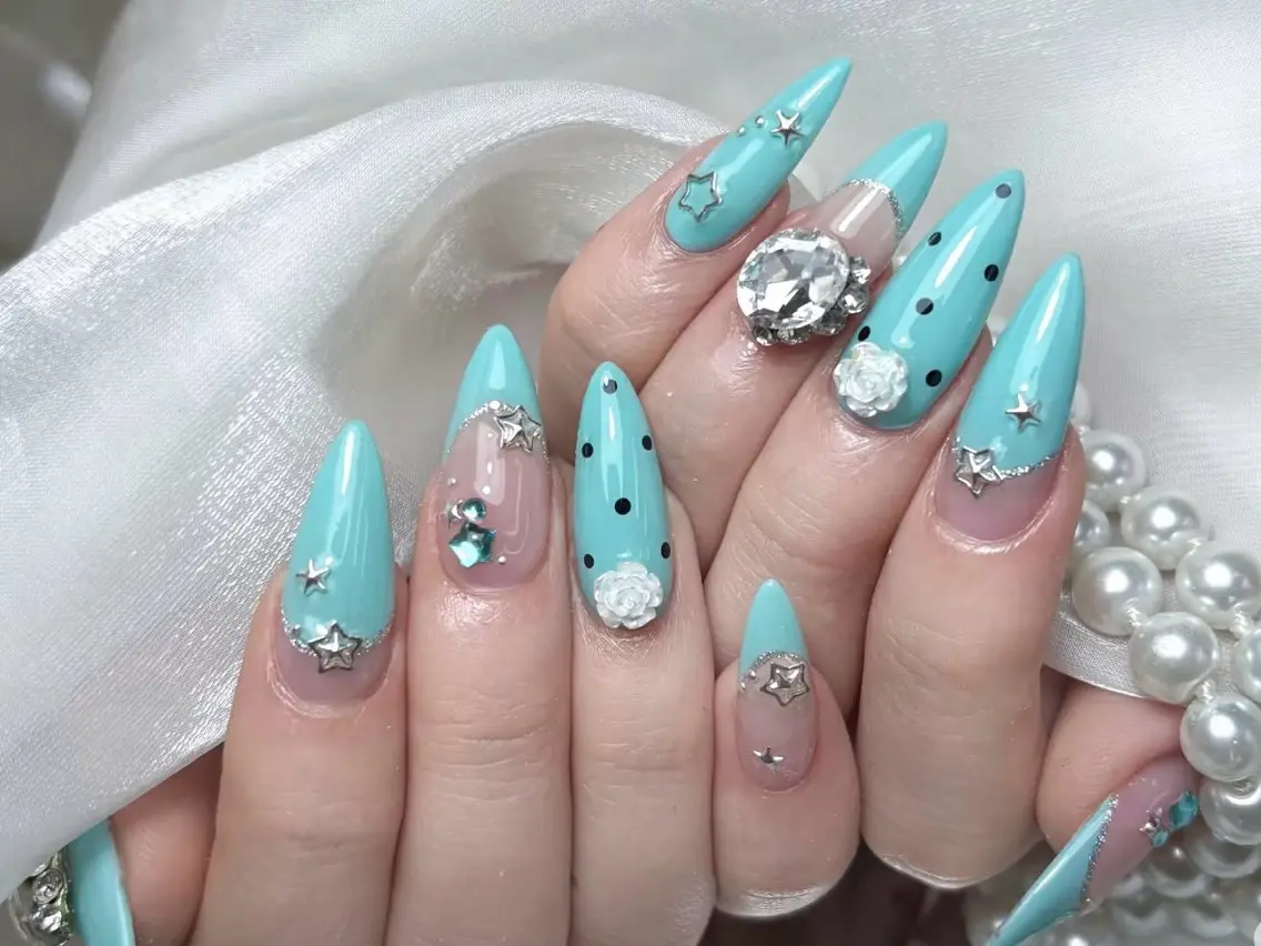 ネイル ハンドネイル 🎀M nail salon🎀のネイルデザイン