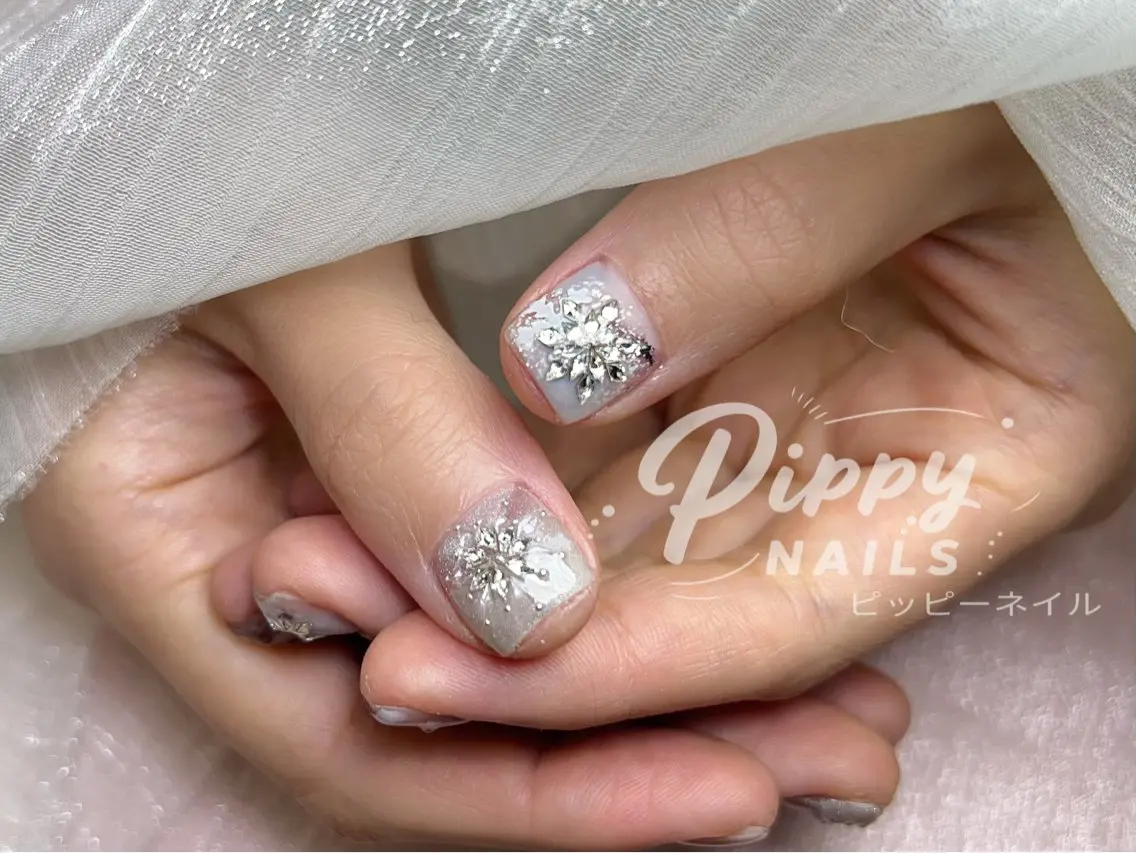 ネイル フレンチネイル ジェルネイル 持ち込み オフィスネイル ワンカラーネイル ハンドネイル ハンドケア PIPPY NAILSのネイルデザイン