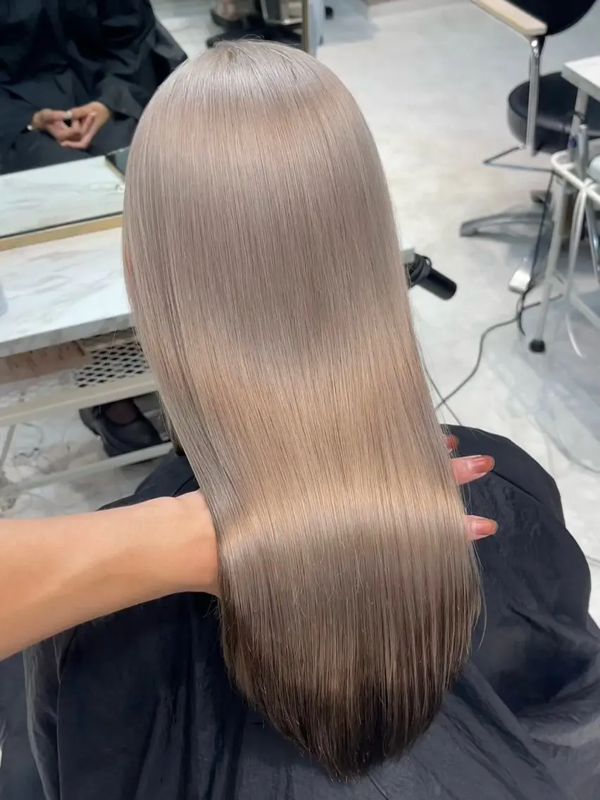 カラー レイヤーカット TENSHOのヘアスタイル