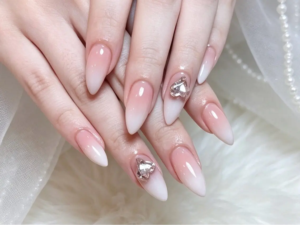 ネイル Bél Nail salonのネイルデザイン