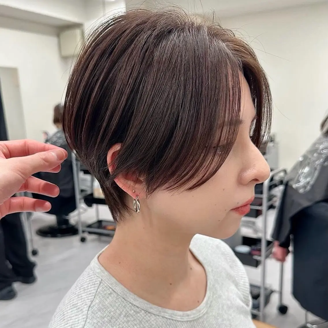 ショート カラー ヘアアレンジ 内大久保 列夏のヘアスタイル