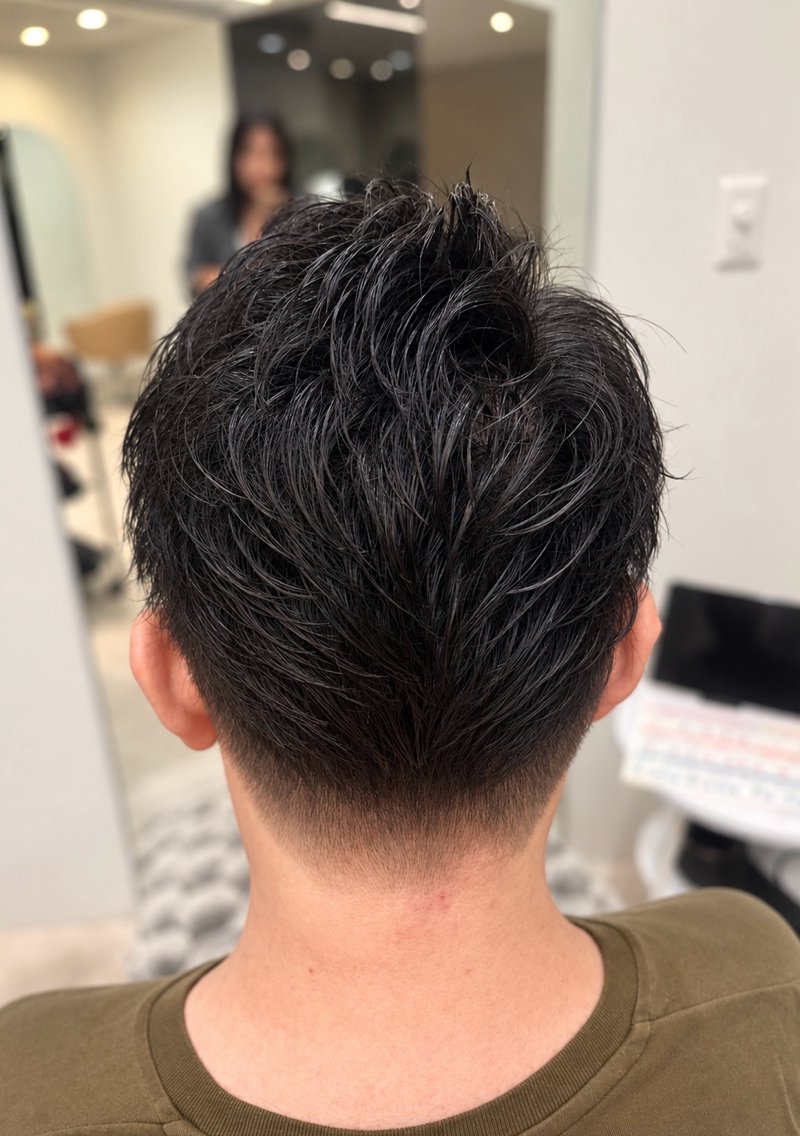 ショート 綿引茉由香/縮毛矯正 /小顔レイヤーカットのヘアスタイル