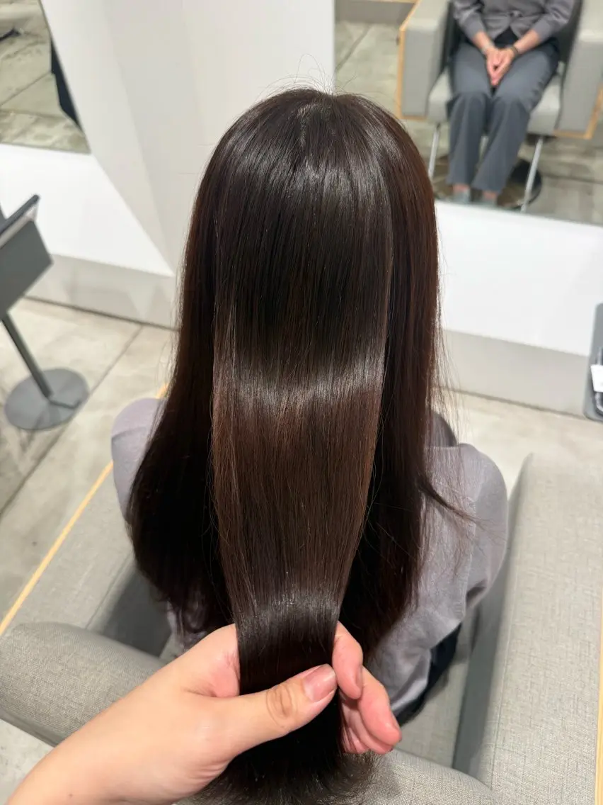 ロング カラーモデル募集中 ️🩵小林沙瑛🩵のヘアスタイル