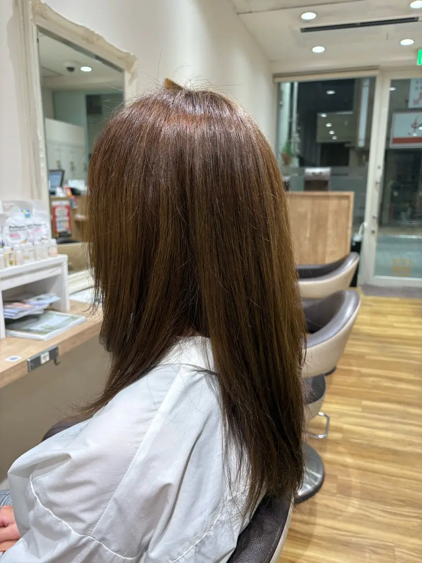 ロング ヘアカラー 阪間 遼平のヘアスタイル