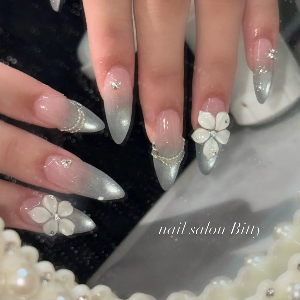 ネイル ハンドネイル Bitty momona🩵✨のネイルデザイン