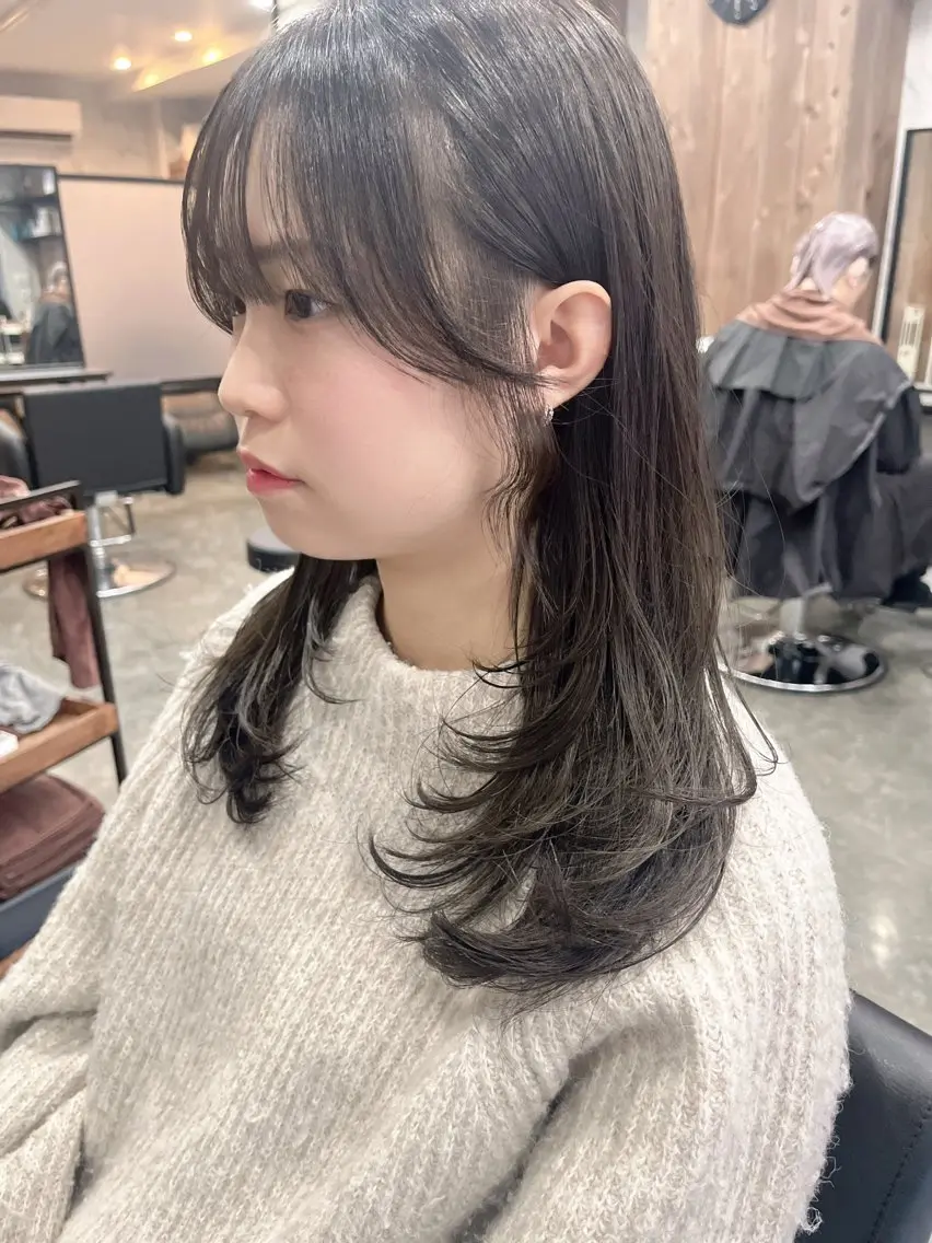 セミロング カラー ヘアアレンジ グレージュ レイヤーカット カット ヘアカラー トリートメント 学割有り/清楚/韓国 風/レイヤー/拓朗のヘアスタイル