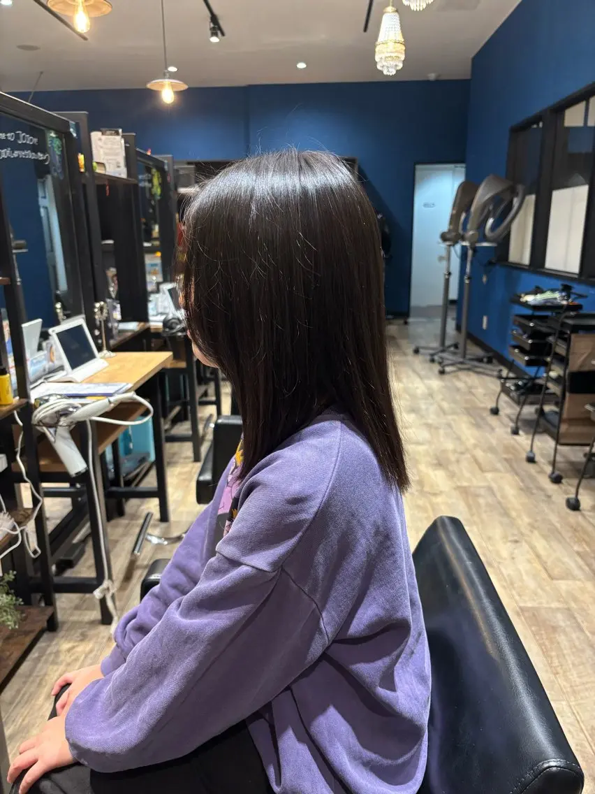ミディアム カット 四役 蒼海のヘアスタイル